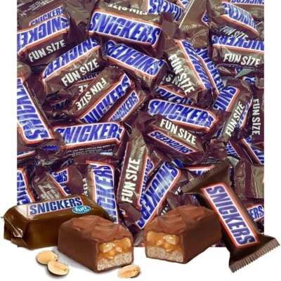 SNICKERS Milk Chocolate Individually Wrapped Bulk Fun Size Candy Bars (4 Pounds) - Image 1 of 4
