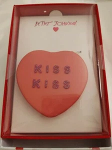 Betsey Johnson Pink Conversation Heart Compact Mirror Kiss Kiss In Crystals  - Picture 1 of 5