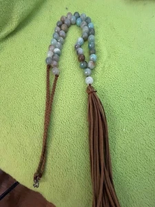 ¡RARO! Collar KATRINA vintage con borla de cuero y cuentas de ágata. - Imagen 1 de 6