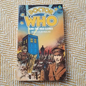 Doctor Who Target: The War Games Signed by LESLIE SCHOFILED - Picture 1 of 5