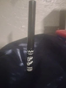 NYX Epic Wear Metallic Long Lasting Liquid Eyeliner in Teal Metal; New - Picture 1 of 4