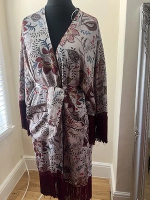 Kimono Ropa Exterior Playa Cubrir Damas Vestido Caftán Con Borla Flecos Con Cinturón Foto 1 de 4