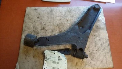 Brazo de control inferior derecho pasajero hatchback delantero se adapta a 89-94 FIREFLY 20505 Foto 1 de 2