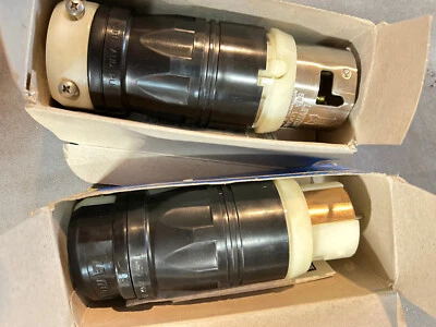 leviton cs8365c cs8364c  50A 250V 3 pole 4 wire connector set - Image 1 of 4