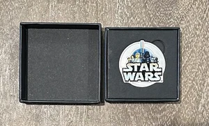 LEGO Insiders 5008899 LSW 25th Anniversary LEGO Star Wars Logo Coin IN HAND - Picture 1 of 3