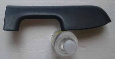 Reposabrazos panel puerta izquierda Toyota Corolla 2003 2004 2005 2006 2007 2008 negro Foto 1 de 4