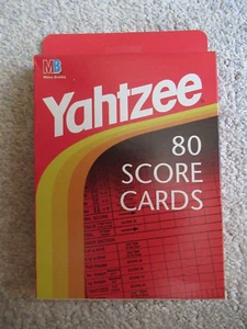 YAHTZEE 80 Score Cards NIB Free Shipping - Imagen 1 de 3