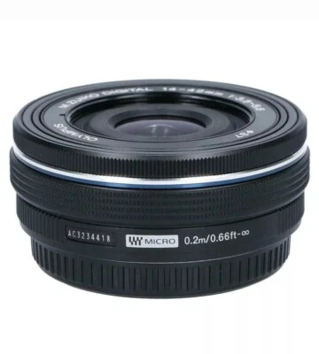 M.Zuiko 14-42mm f/3.5-5.6 EZ Lens for Olympus Panasonic M4/3-Mount Camera Black - Image 1 of 4