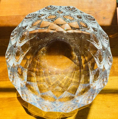 Cuenco de cristal firmado por Orrefors Suecia Berit Johansson 5,75" corte facetado Foto 1 de 4