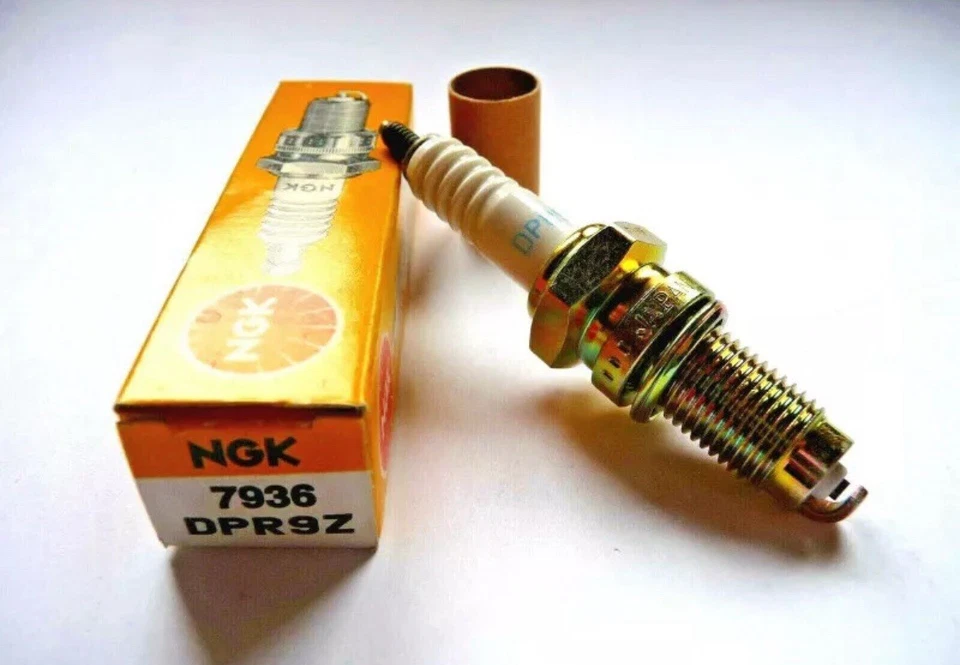 Vela de ignição NGK DPR9Z HONDA XL250R 1984-1990 XR250 1984-1995 98061-59616 - Imagem 1 de 1