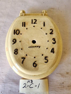 Reloj de cerámica con tapa de asiento de inodoro Johnny #2 Foto 1 de 4