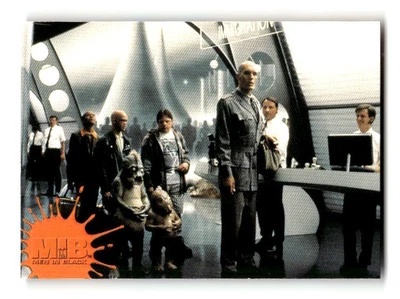 1997 Inkworks MIB Men in Black Trading card #28 Alien Immigration - Image 1 of 4