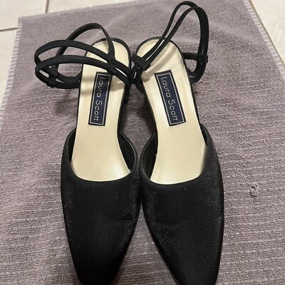 Tacones negros con tiras Laura Scott. 8M. Con caja Foto 1 de 4