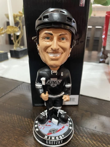WAYNE GRETZKY Los Angeles LA Kings NHL “Knucklehead” Nodder Bobblehead #/72 NIB! Cover
