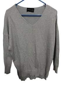 Alexander + David Grey Vneck Sweater Size S/M - Picture 1 of 6