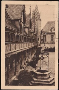 BEAUNE 21 Hospice CPA écrite à Mademoiselle Y. Servais Grenoble le 27 Nov. 1932 - Foto 1 di 2