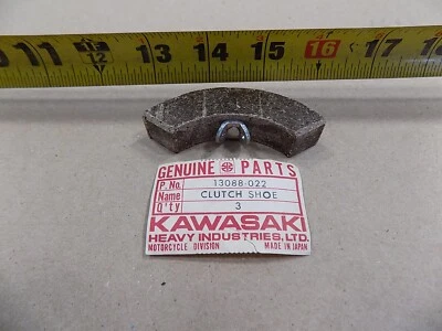 ZAPATO EMBRAGUE KAWASAKI NUEVO OEM / 13088-022 / MB1 Foto 1 de 3