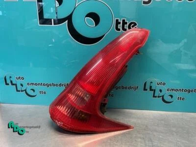 Rückleuchte rechts Peugeot 206 SW 2E/K 9641540577 P21687135 - Immagine 1 di 4
