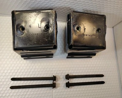 Soportes de parachoques delanteros Chevy Astro/GMC Safari 96-05 Foto 1 de 4