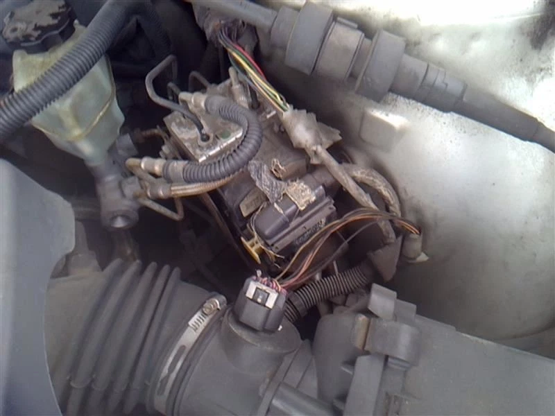 Base de montaje de pieza de freno antibloqueo bomba ABS compatible con 04-06 GRAND PRIX 22768265 Foto 1 de 4