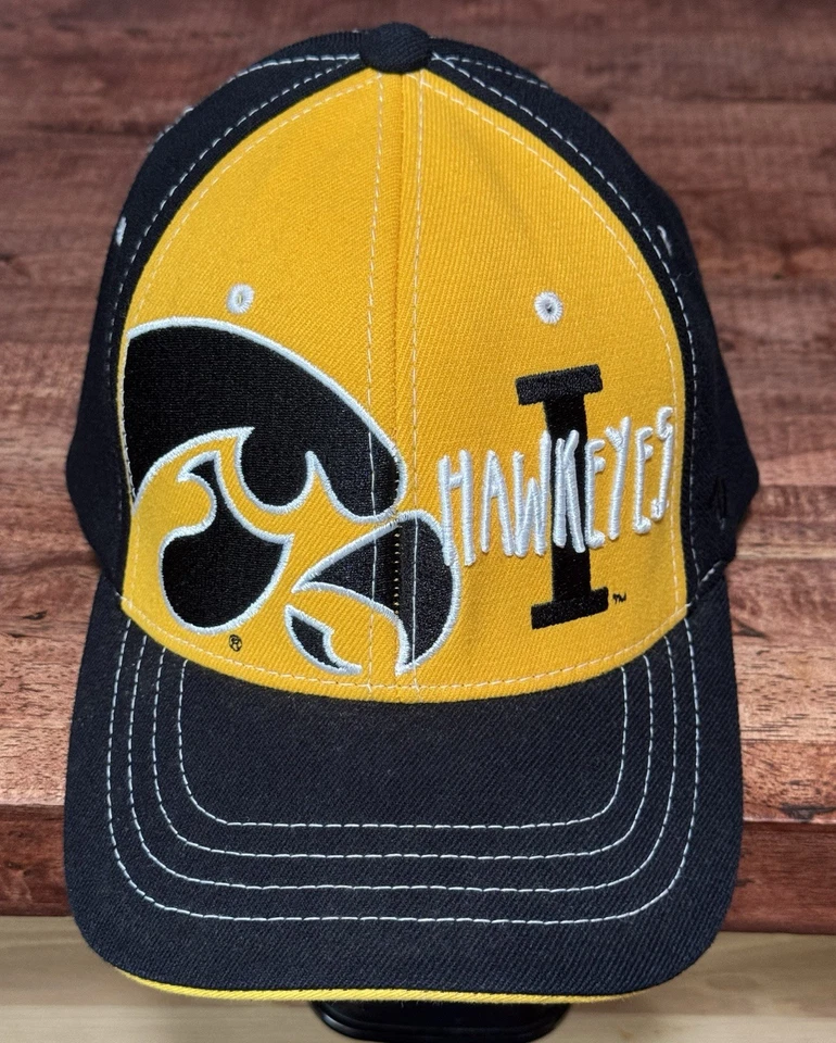 Vintage Iowa Hawkeyes Hat Cap Mens Spellout Fitted M/L - Image 1 of 4