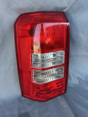 08 09 10 11 12 13 14 15 16 17 JEEP PATRIOT Tail Light Assembly Left Driver side - Image 1 of 4
