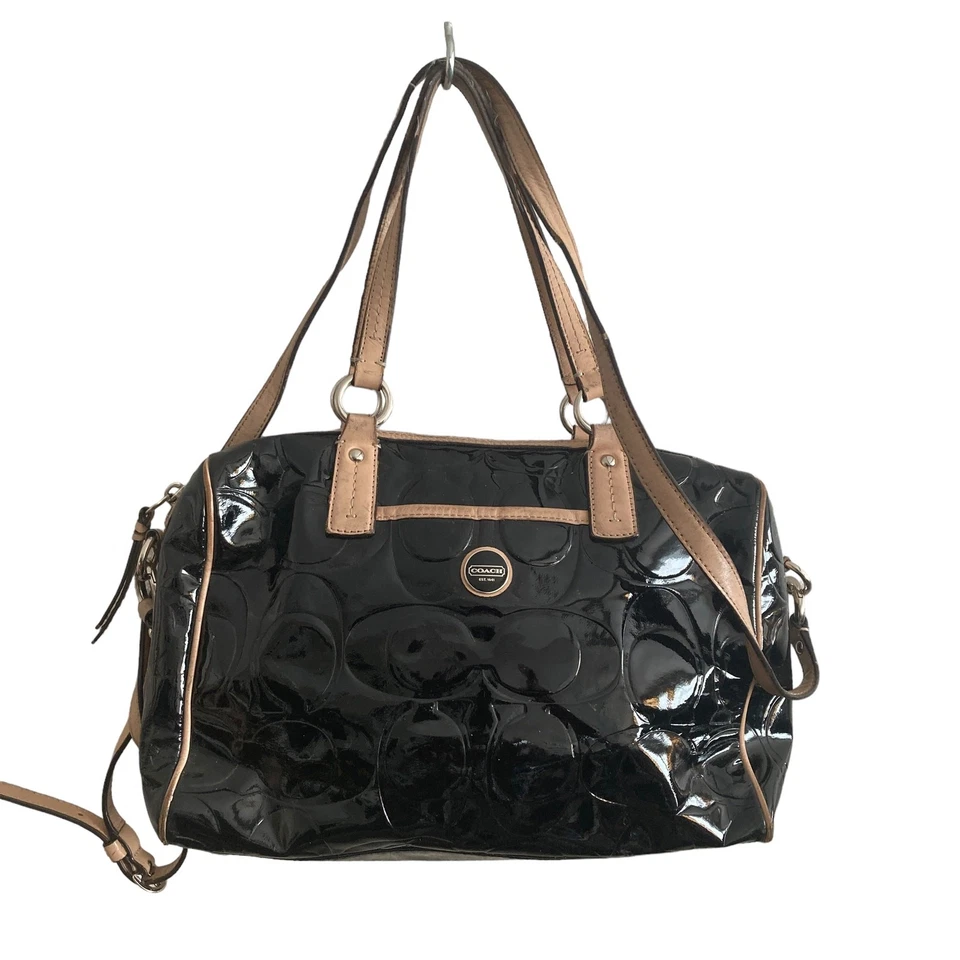 Bolso Cartera Coach 1941 F25189 Firma Rayas Repujado Peyton Charol  Foto 1 de 4