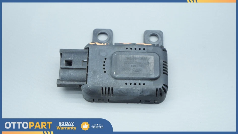 2012-2017 BMW 650i Sedan 3.0 Air Circulation Quality Control Sensor  9136607 OEM - Image 1 of 4