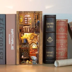 Bookstore Book Nook - Book Shelf Insert - Bookcase with Light Model Adult Gift - Picture 1 of 8
