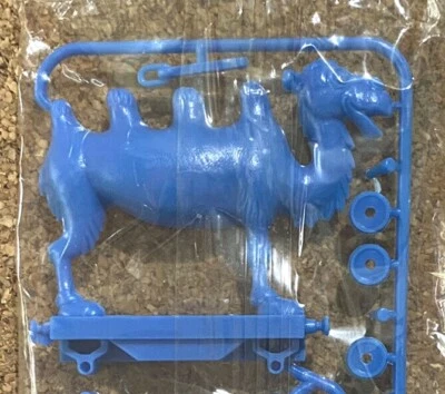 VINTAGE 1969 CAMEL TRAIN R&L CEREAL TOY KELLOGGS AUSTRALIA MIP FACTORY SEALED!!! - image 1 of 3