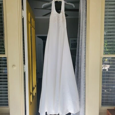 Moonlight Bridal I Vintage White Halter A Line Wedding Dress Size 10 with Bag - Image 1 of 4