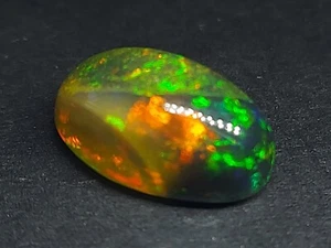 Natural welo opal gemstone - loose natural black opal cabochon 4.50 CTS - Picture 1 of 10
