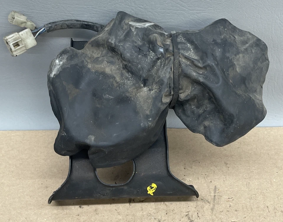 Motor limpiaparabrisas Mazda GLC 1981-1985 FABRICANTE DE EQUIPOS ORIGINALES Foto 1 de 4