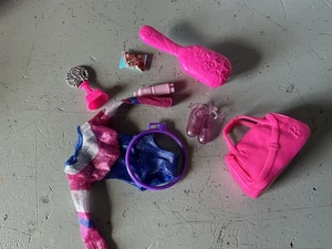 barbie gymnastics Clothes With Extras - Picture 1 of 2