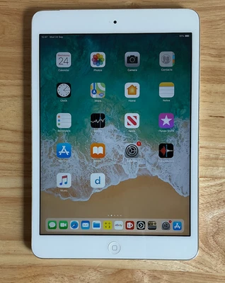 White  Apple iPad Mini 2 Retina 64GB, Wi-Fi and Cellular 4G/LTE boxed VGC - Image 1 of 4