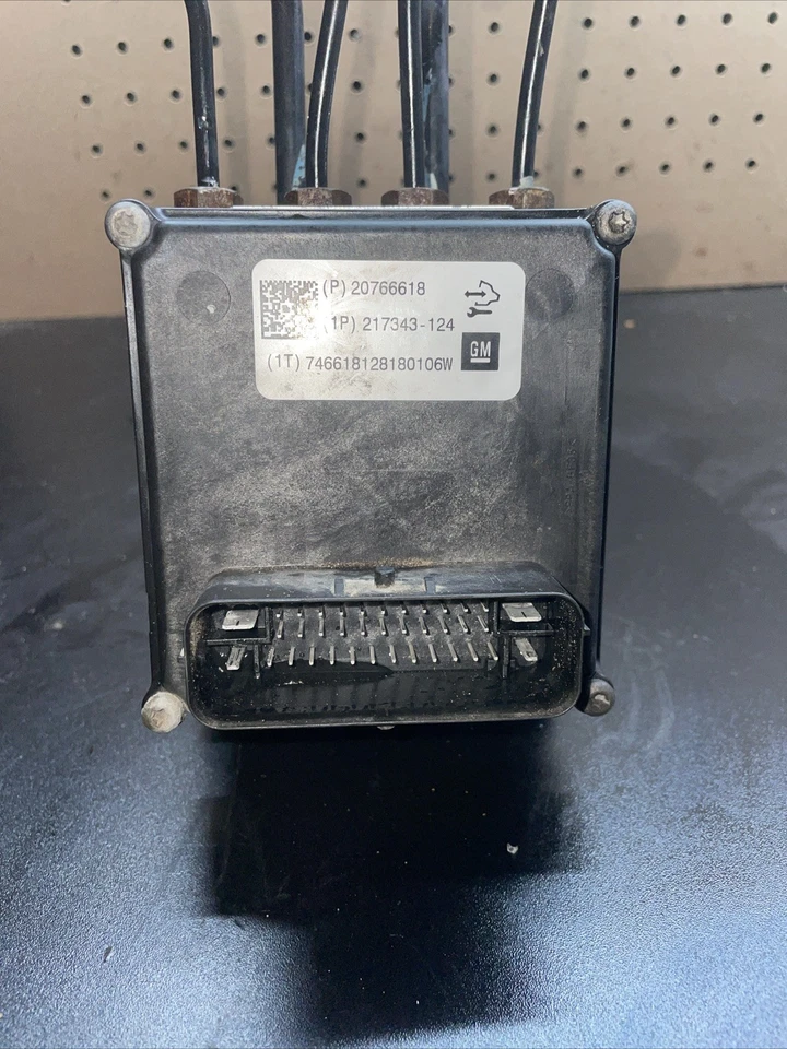 Cadillac CTS 2008-2014 3,6 L V6 ANTIBLOQUEO ABS MÓDULO BOMBA FRENO ECU Foto 1 de 4