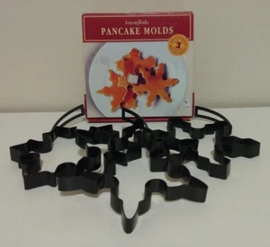 Willams Sonoma Snowflake Black Pancake Molds Set Of 3 - Picture 1 of 8