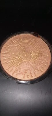 Guerlain Terra Soleia Tan Enhancing Bronzer Face & Decollete - .95 oz. - Image 1 of 2