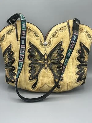 Bolso de Hombro Mariposa Occidental Único en Su Clase Miss Capezio Botas Correa Brighton  Foto 1 de 4