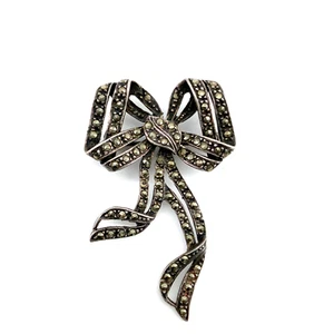 Vintage Sterling Silver Signed 925 Bow Ribbon Facetted Marcasite Stone Brooch - Picture 1 of 10