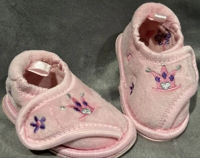 Toys R Us 女宝宝粉色公主皇冠拖鞋室内懒人鞋 1-2 码 — 第 1/4 张图片