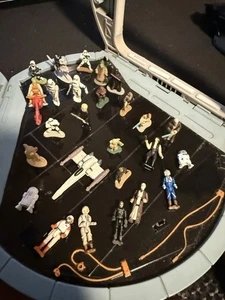 ¡Lote de minifiguras y estrella de la muerte de Star Wars Micro Machine! - Imagen 1 de 11
