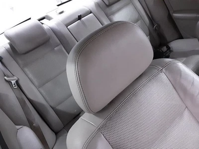 Reposacabezas TAURUS 2009 302633 Foto 1 de 4