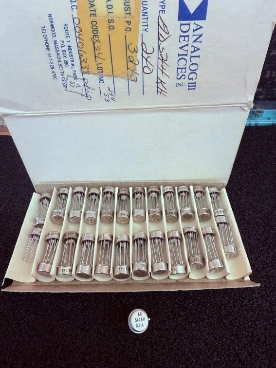 1 Stück/pc.  AD544KH - Analog Devices - TO99 -  High Performance BiFET OP - Image 1 of 1