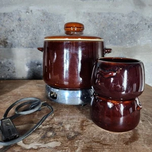 Vintage West Bend Keramik Bohnentopf Topf Schüssel mit Wärmer & 4 Schüsseln braun - Bild 1 von 16