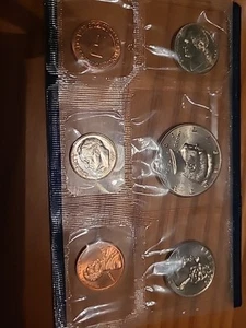 Set Of 6, 1996 Coins - Picture 1 of 15