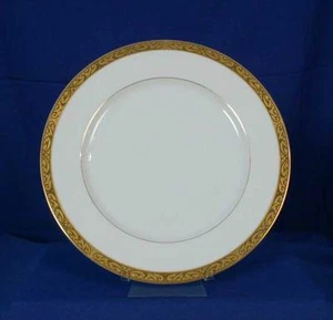 Sango Carlisle Dinner Plate Round 3716 Antique Green Scrolls on Gold Japan - Picture 1 of 5
