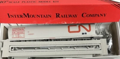Intermountain Railway HO Kit CN-01 Cylindrical Grain Car 4-Bay Covered Hopper CN - Image 1 of 4