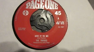 The Troggs Give it to Me/You're Lying 7" 1967 **EX** - Bild 1 von 1