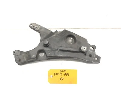 Volvo S90 V90 2017-2022 paso derecho guardabarros delantero soporte de montaje OEM Foto 1 de 4